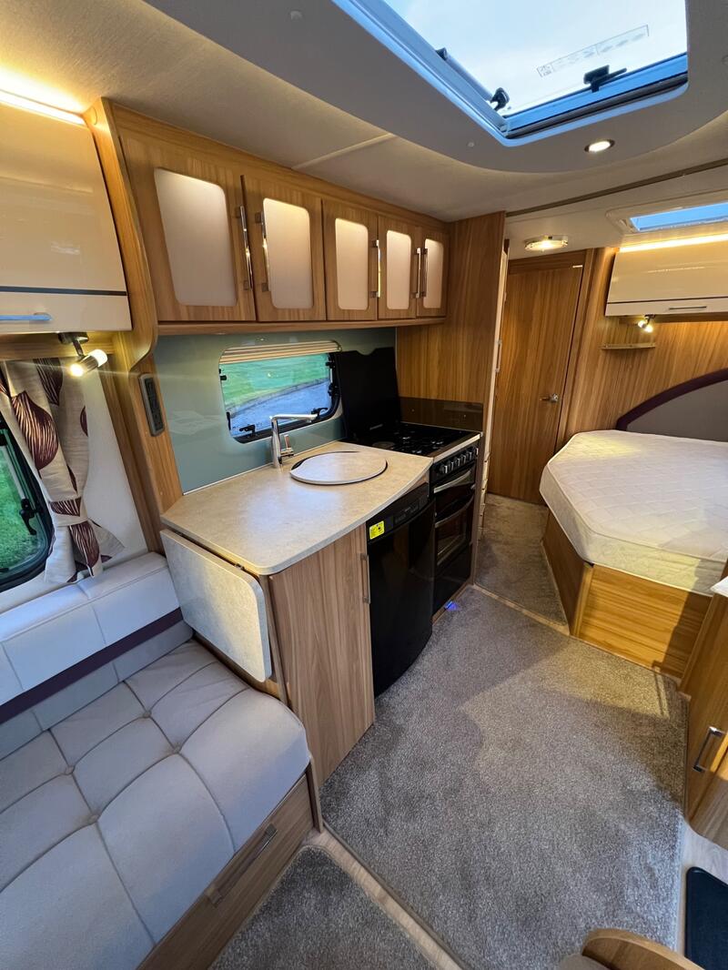 LUNAR CLUBMAN