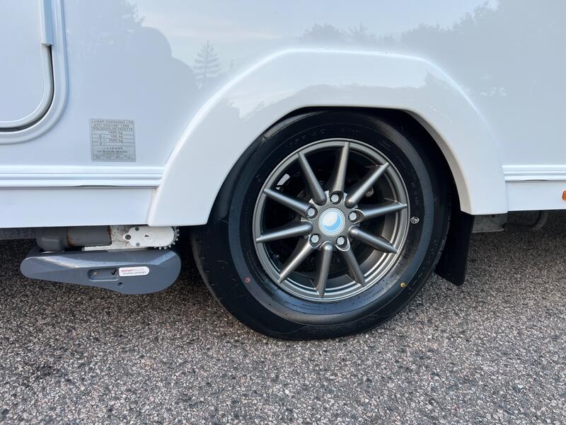 LUNAR CLUBMAN