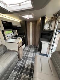 SWIFT ELEGANCE GRANDE 835
