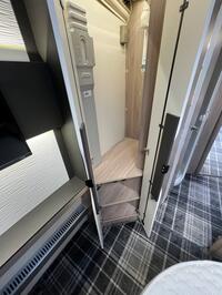 SWIFT ELEGANCE GRANDE 835