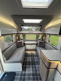 SWIFT ELEGANCE GRANDE 835