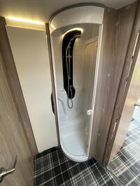SWIFT ELEGANCE GRANDE 835