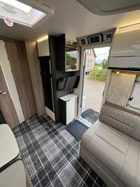 SWIFT ELEGANCE GRANDE 835