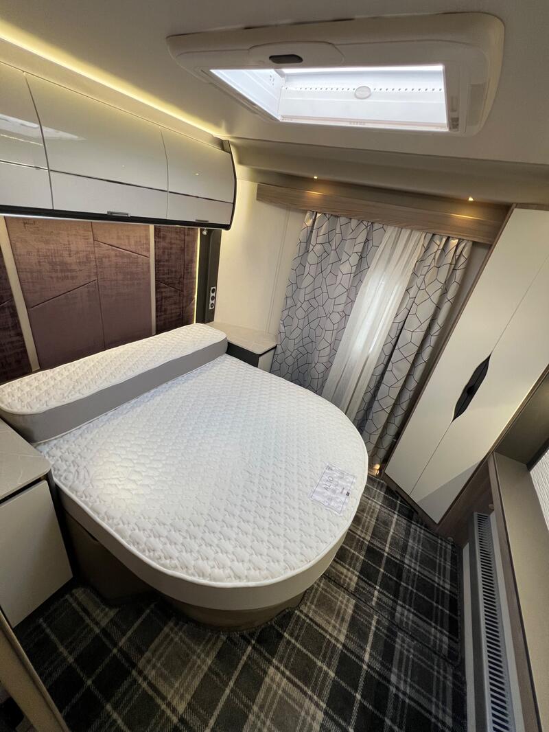 SWIFT ELEGANCE GRANDE 835