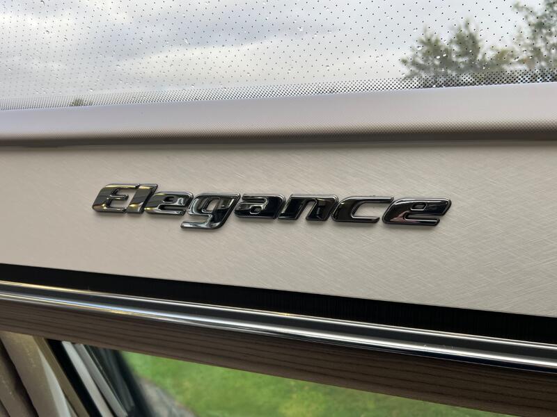 SWIFT ELEGANCE GRANDE 835