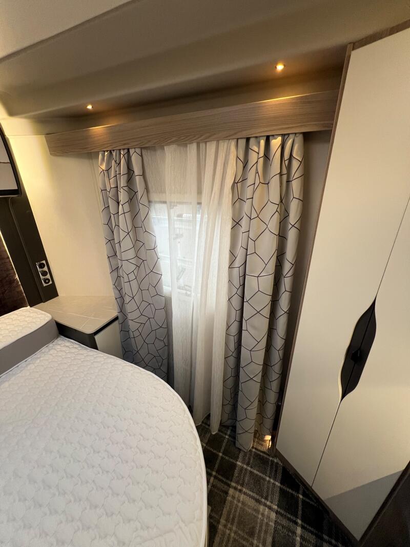 SWIFT ELEGANCE GRANDE 835