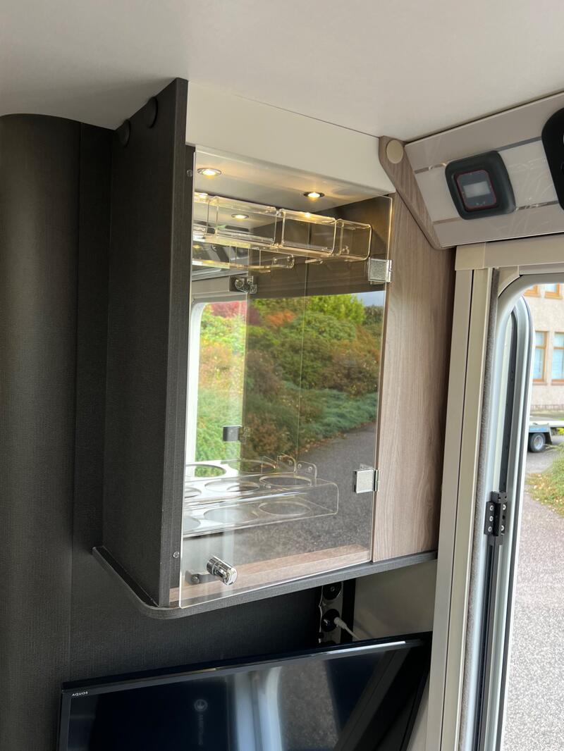 SWIFT ELEGANCE GRANDE 835
